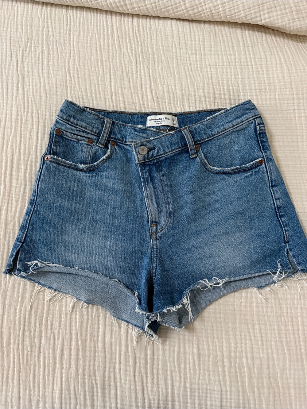 Abercrombie & Fitch Mom Shorts High Rise